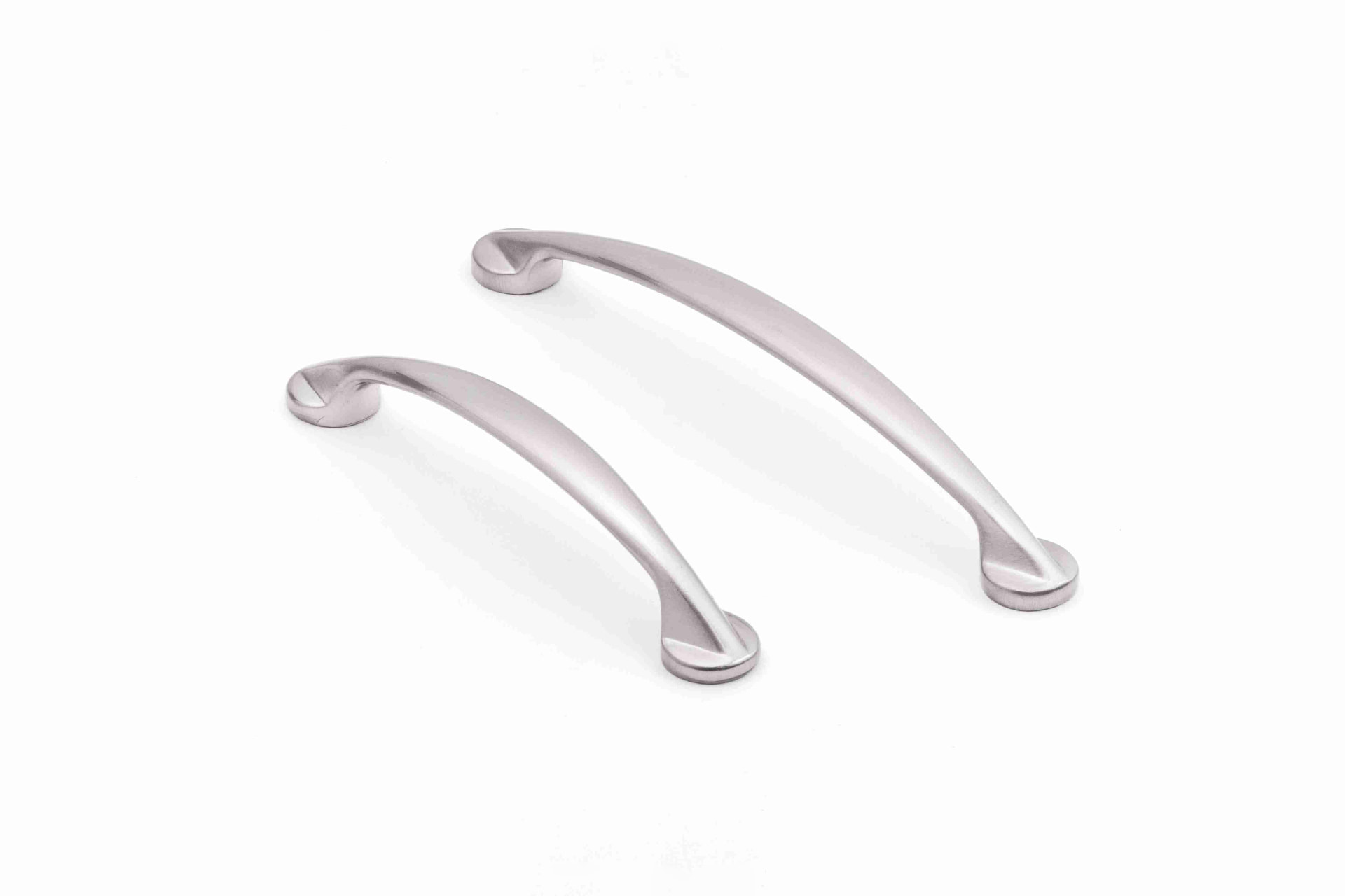 P7051 bow pull in brushed nickel
