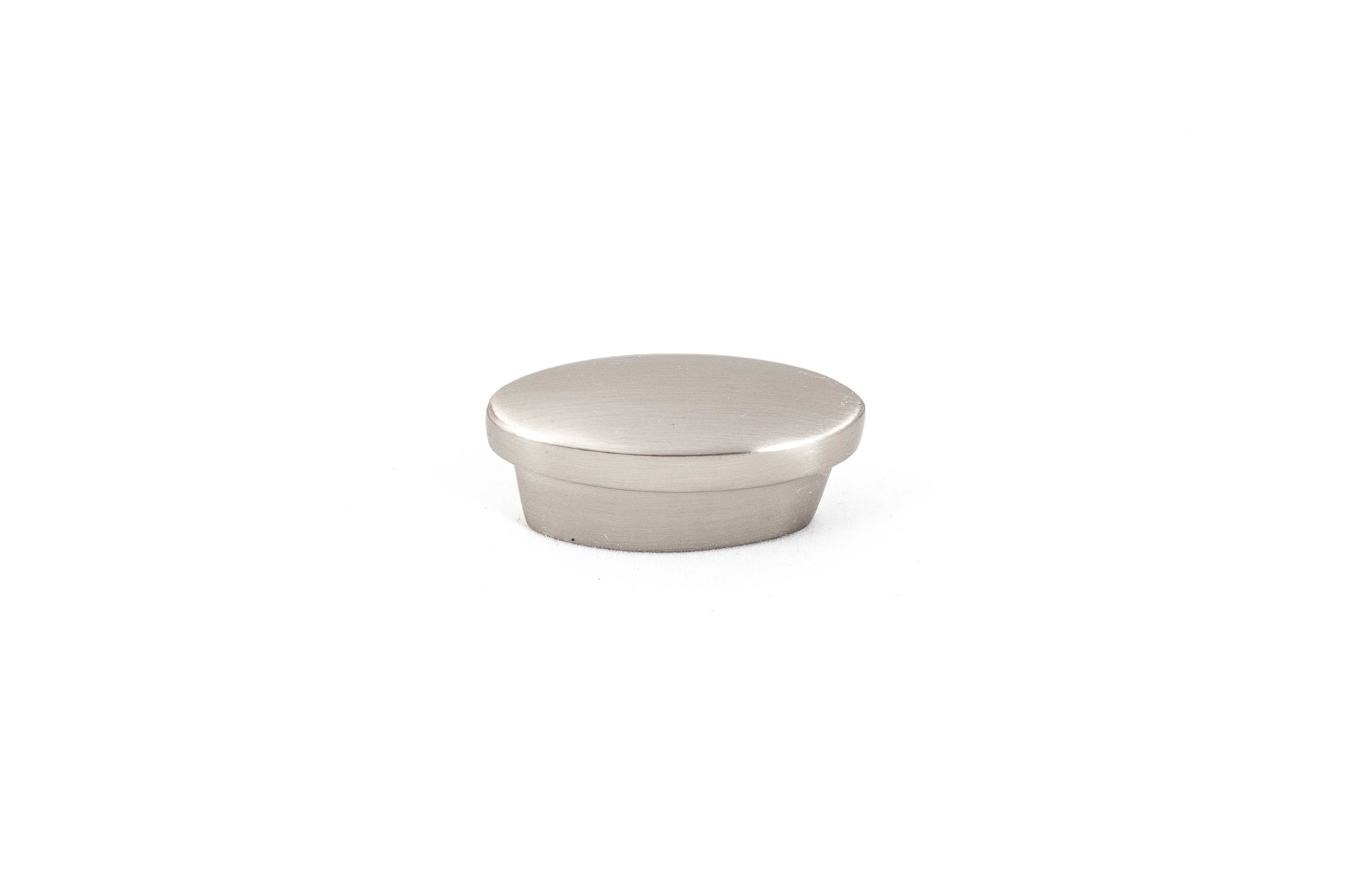 K992-43 oval classic knob in brushed nickel